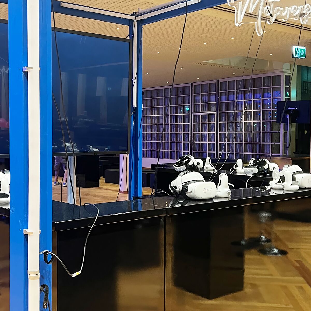 eck bar mieten in schwarz