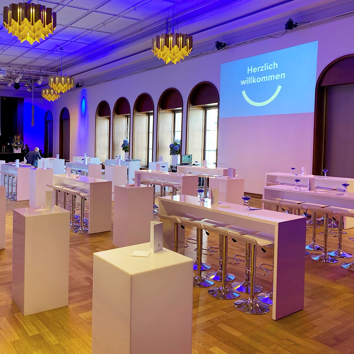 grosse apero stehtische mieten