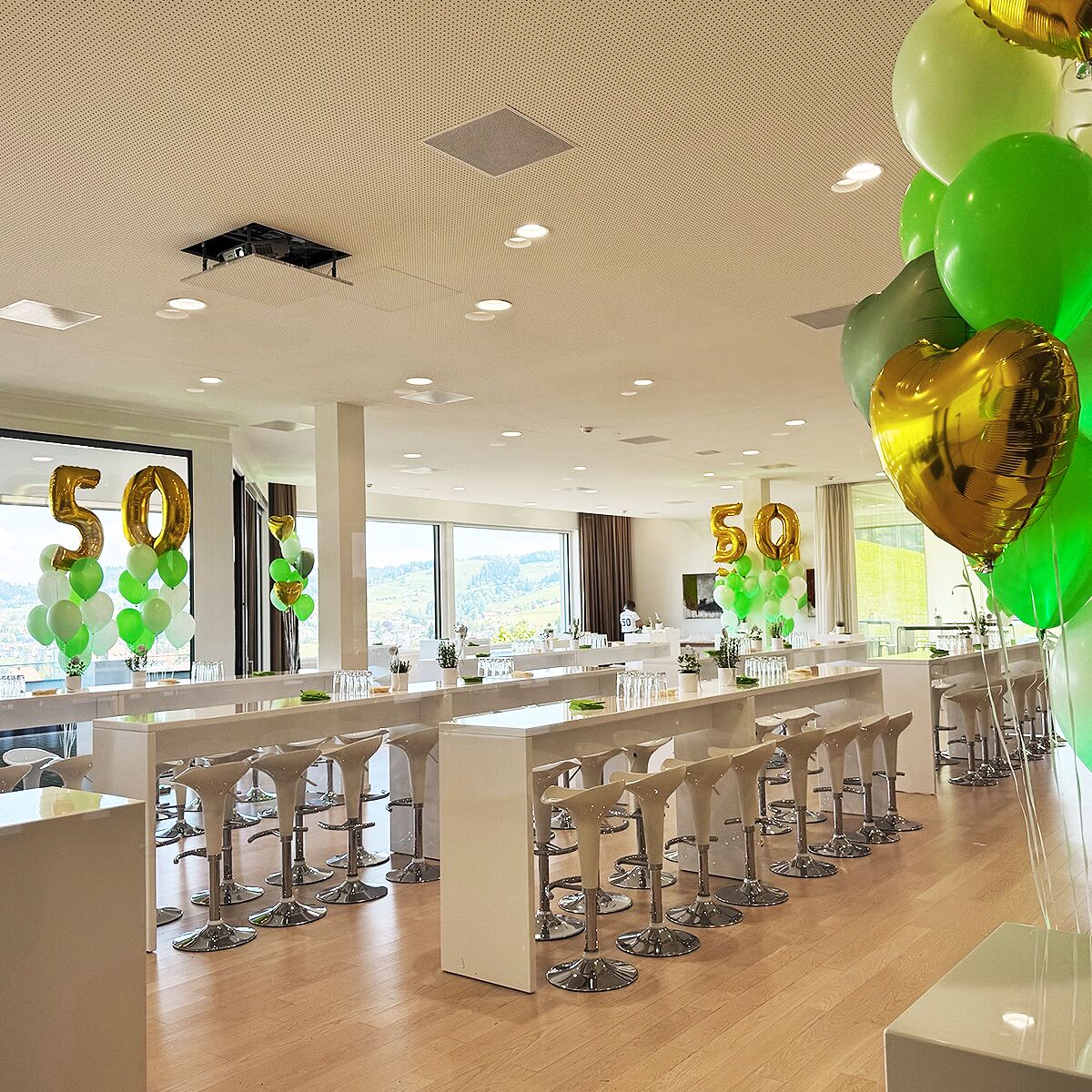 grosse-event-apéro stehtische