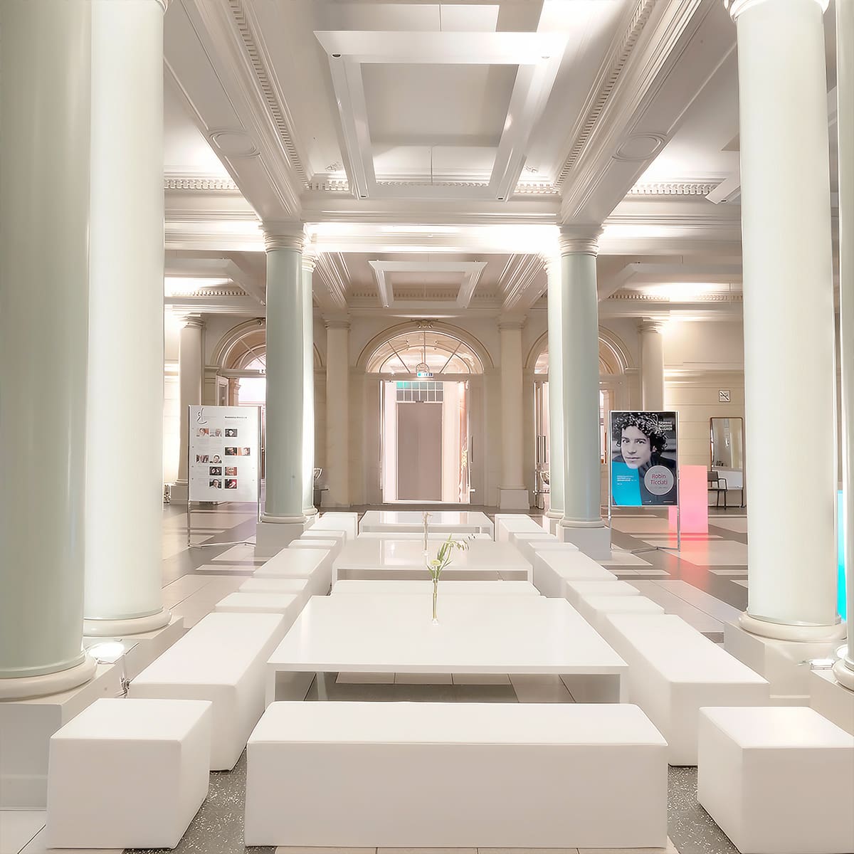 grosse-weisse-lounge-mieten-bild-kongresshaus-zürich-schweiz