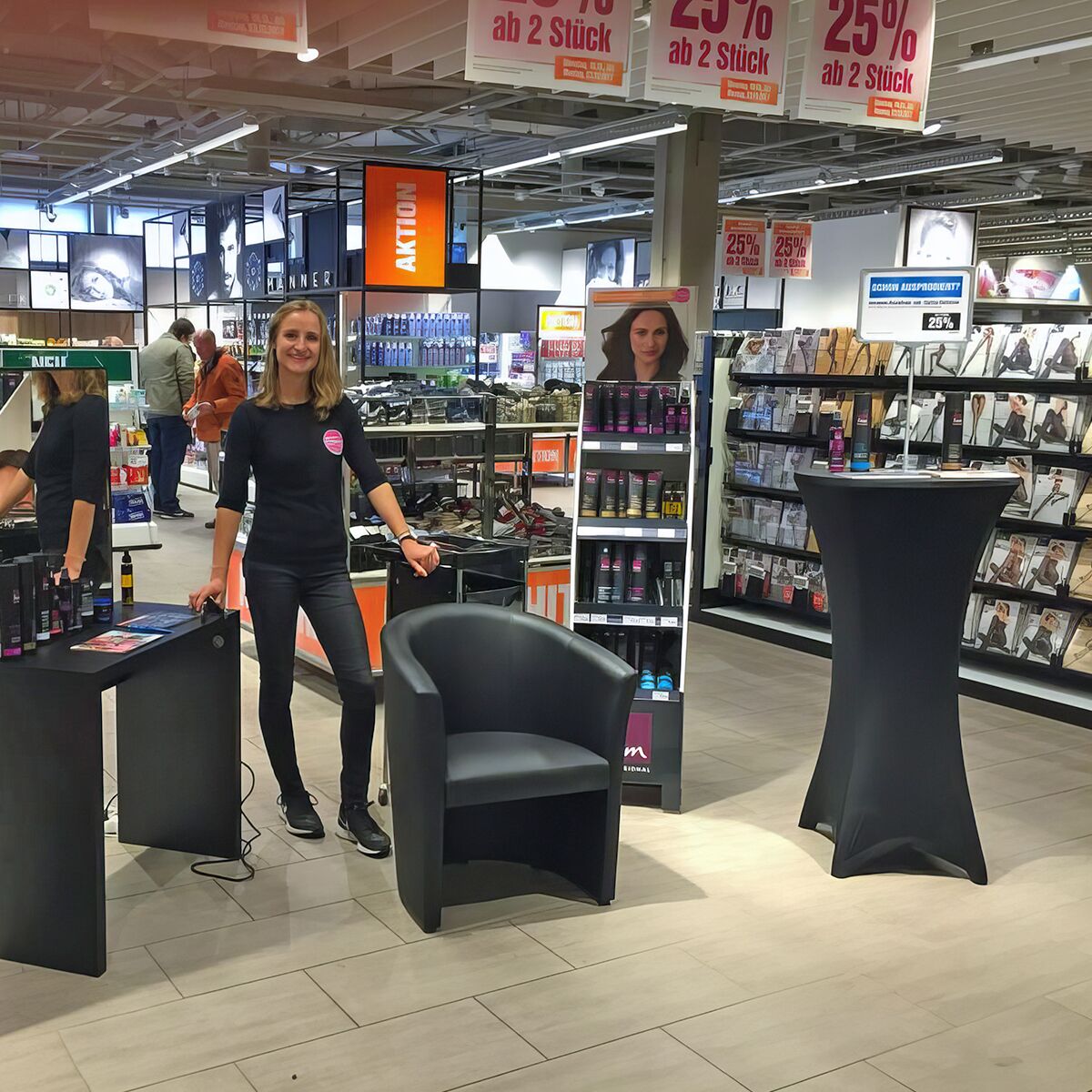 hussen stehtisch mieten in schwarz für promotions event