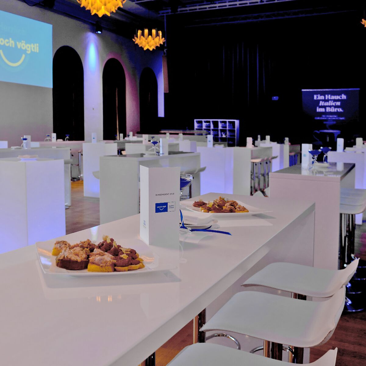 langer event stehtisch mieten für apéro