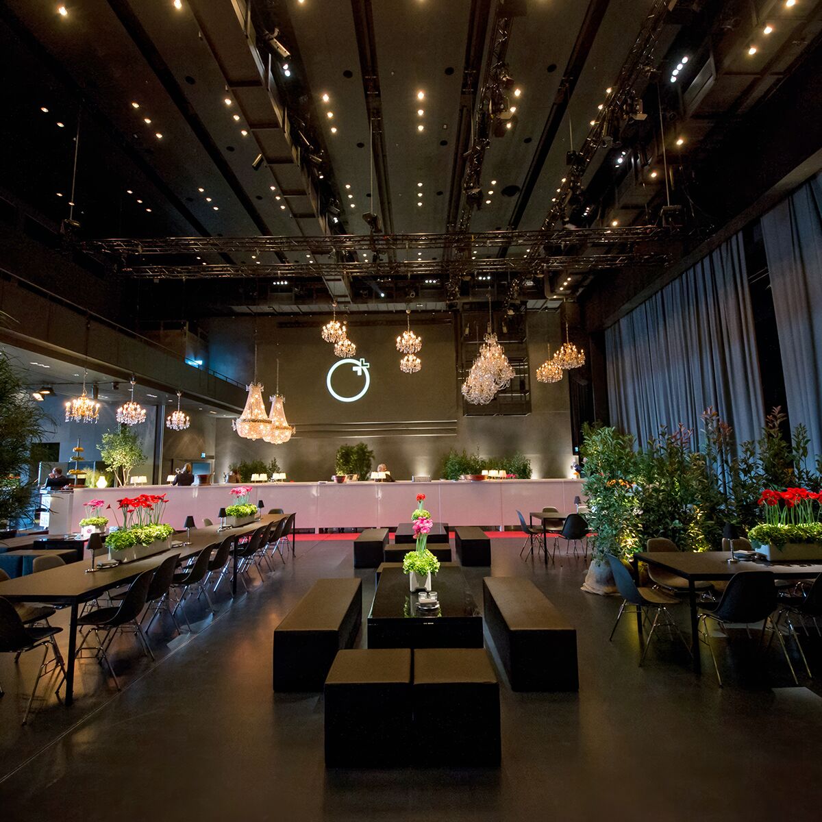 event lounge mieten in schwarz mit bartheke