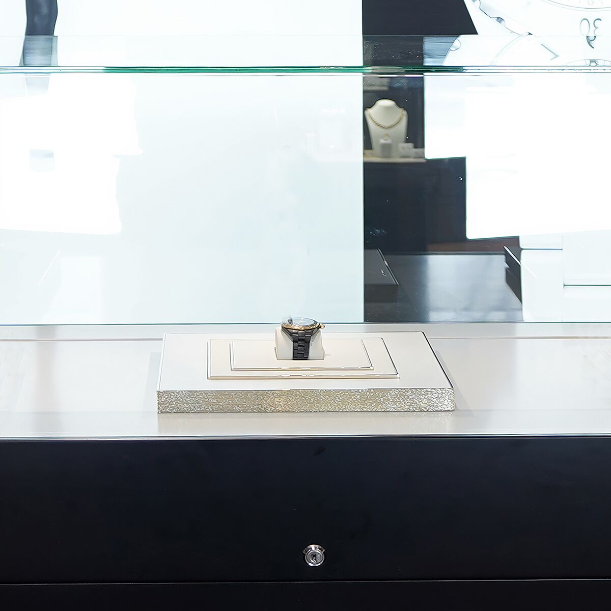 schubladen vitrine mieten für uhren und schmuck