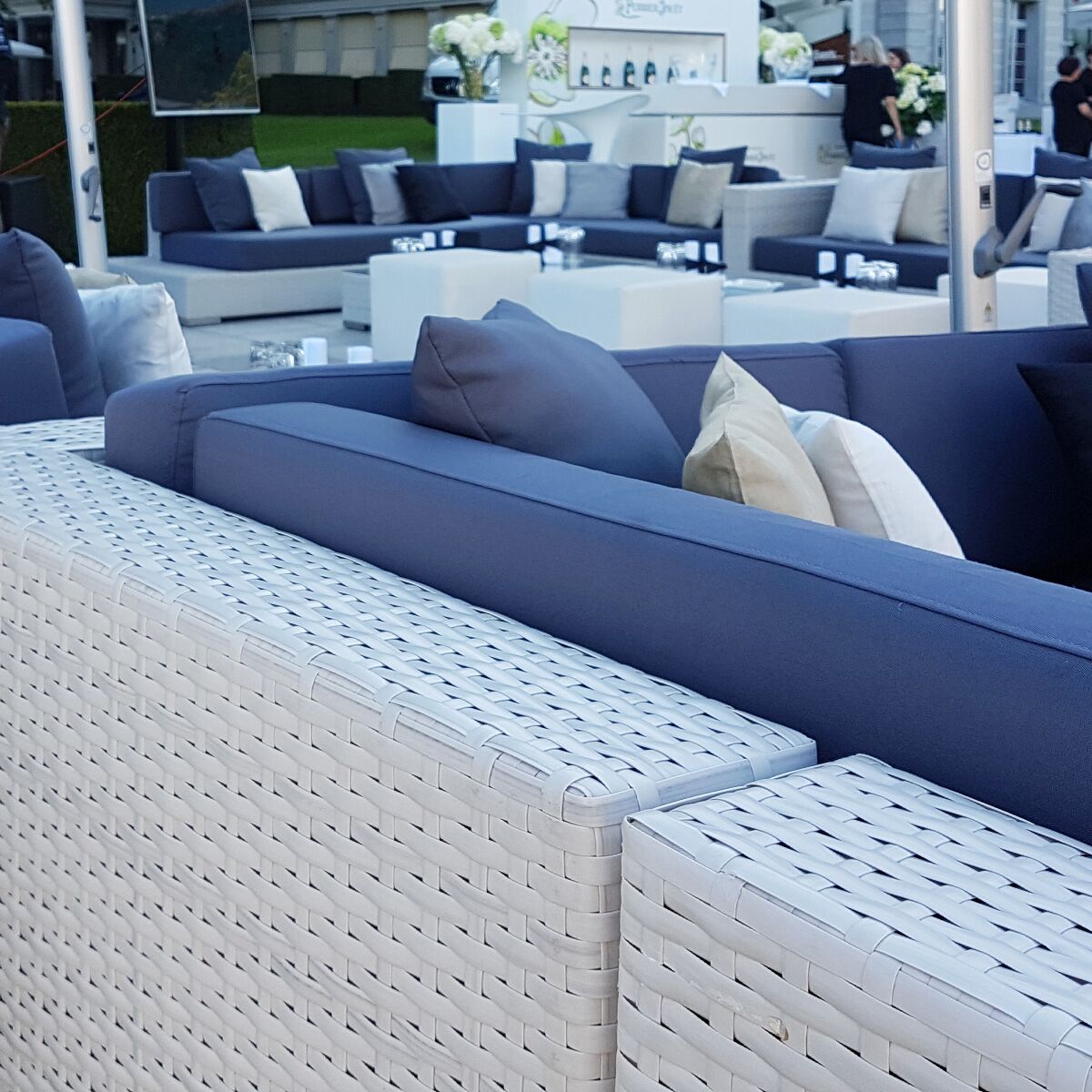 outdoor lounge mieten mit sitzkissen