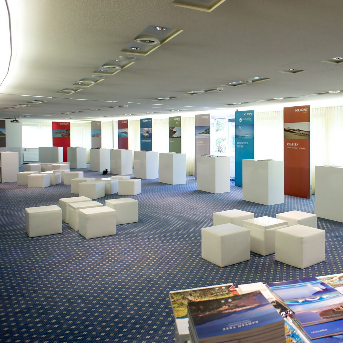 sitzwürfel mieten für messe und event