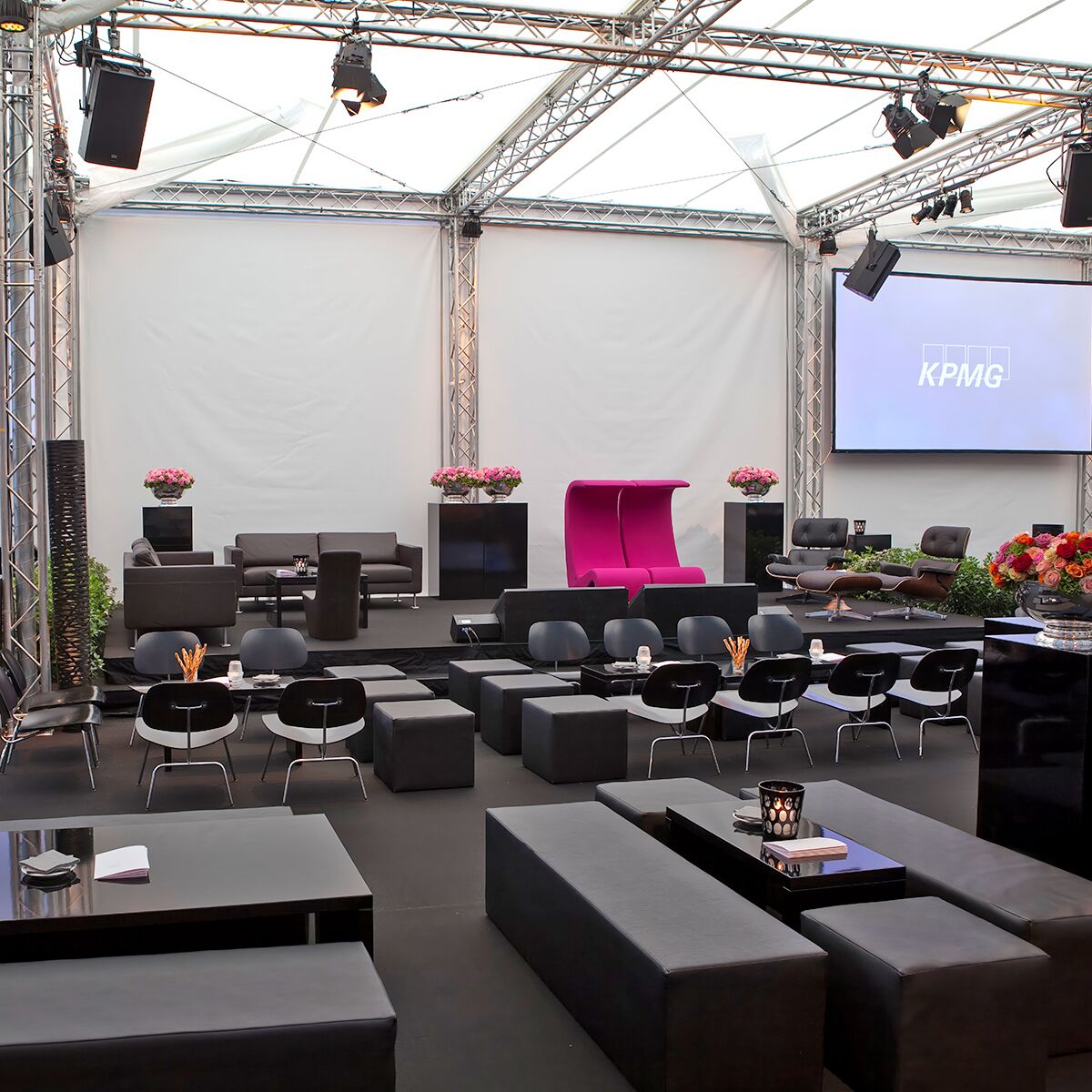 cube sitz würfel lounge mieten in schwarz