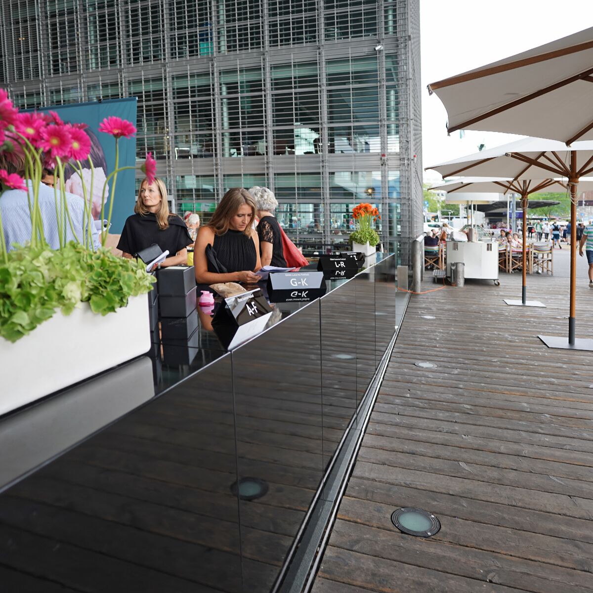 outdoor bar theke mieten in schwarz für event