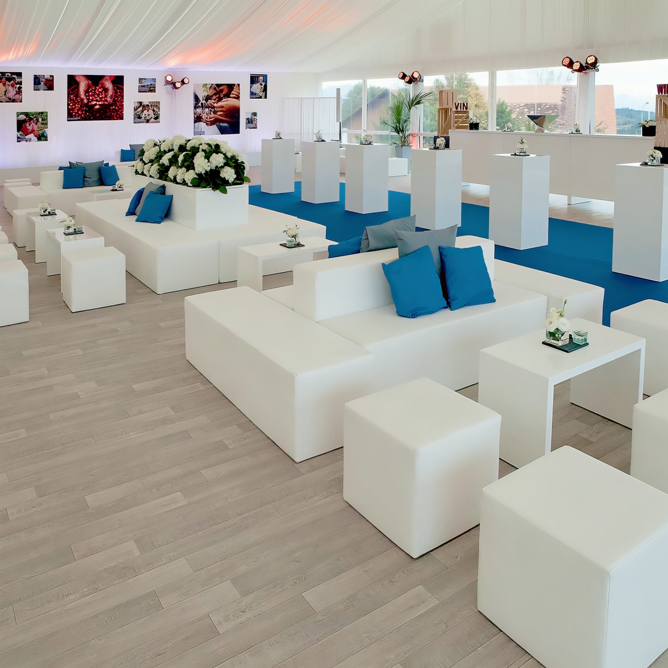 Insel-lounge-sofa-mieten-für-firmenevent